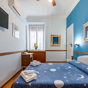 Pensión Alessandro A San Pietro Bed